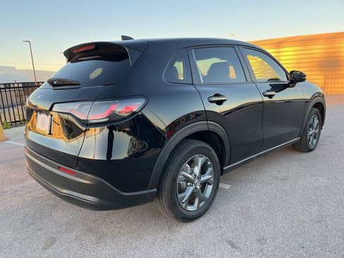 Certified 2026 Honda HR-V LX image 4