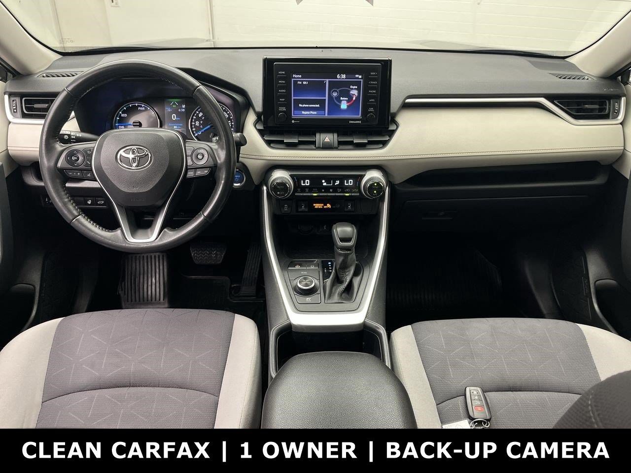 Used 2022 Toyota RAV4 XLE w/ Convenience Package AWD/4WD image 4