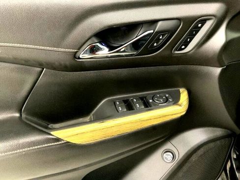 Used 2019 GMC Acadia Denali w/ Technology Package image 33