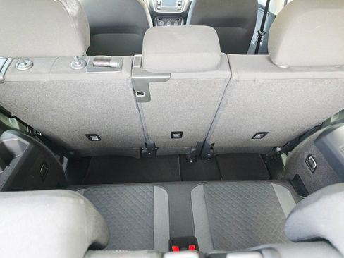 Used 2018 Volkswagen Tiguan S FWD image 49