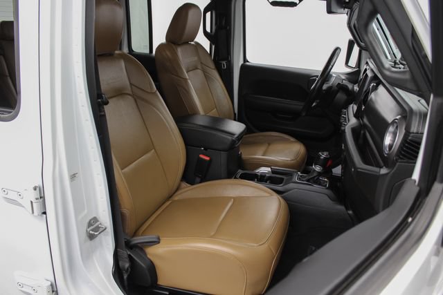 Used 2021 Jeep Gladiator Rubicon AWD/4WD image 26
