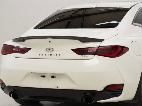 Used 2017 INFINITI Q60 3.0t w/ Premium Plus Package 3.0T image 17