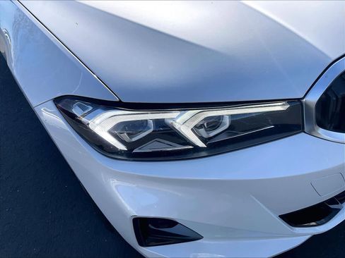 Used 2024 BMW 330i xDrive Sedan w/ Premium Package image 29