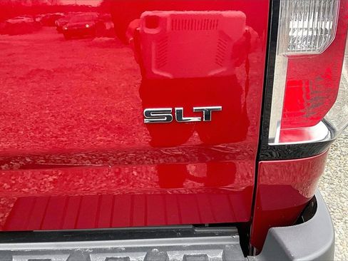 Used 2018 GMC Canyon SLT w/ Driver Alert Package image 8