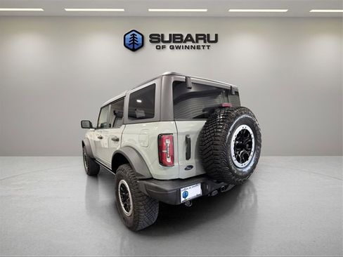 Used 2023 Ford Bronco Badlands image 3