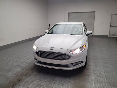 Used 2017 Ford Fusion SE w/ Equipment Group 201A FWD image 15