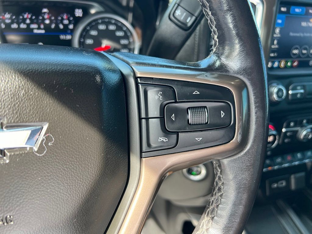 Used 2021 Chevrolet Silverado 1500 High Country w/ Technology Package AWD/4WD image 44