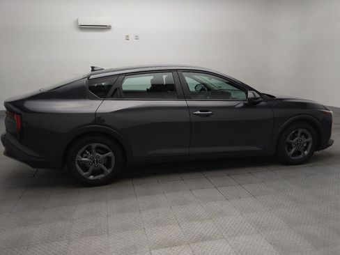 Used 2025 Kia K4 FWD image 10