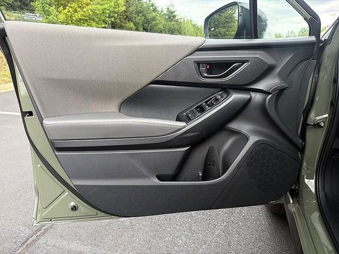 New 2026 Subaru Crosstrek 2.0i Premium AWD/4WD image 9
