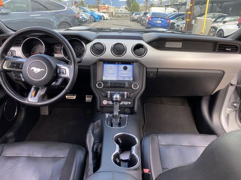 Used 2017 Ford Mustang Premium image 20