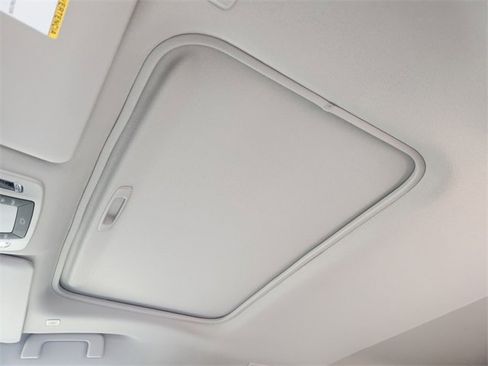 New 2026 Toyota Sienna XLE image 19