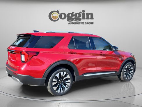 Used 2026 Ford Explorer Platinum w/ LUX Leather Package image 5