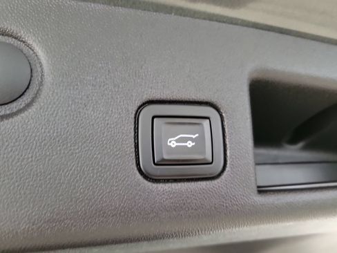 Certified 2020 Chevrolet Equinox LT FWD image 21