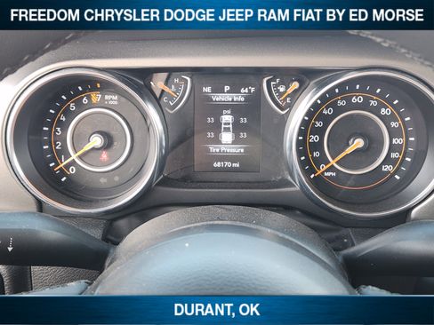 Used 2023 Jeep Gladiator Sport image 13