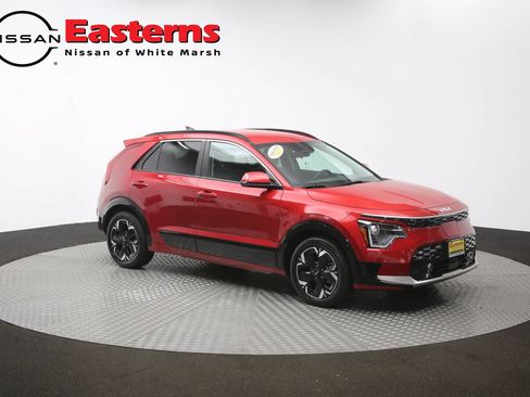 Used 2023 Kia Niro Wind w/ Wind Preserve Package FWD image 47