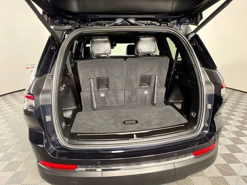 Used 2024 Jeep Grand Cherokee L Limited image 28