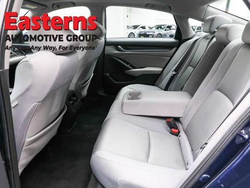 Used 2019 Honda Accord EX image 21