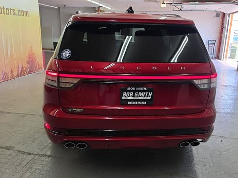 Certified 2025 Lincoln Aviator Reserve w/ Equipment Group 201A AWD/4WD image 18