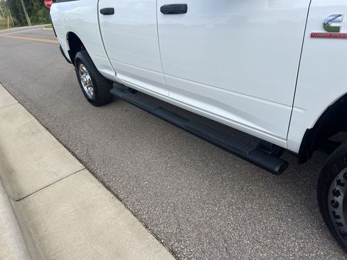 Certified 2025 RAM 2500 Tradesman AWD/4WD image 3