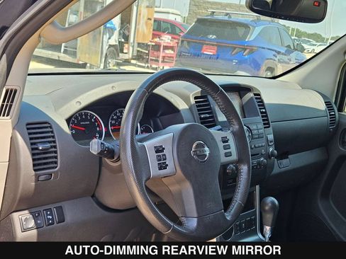 Used 2012 Nissan Pathfinder Silver RWD image 13