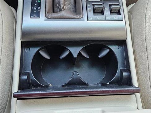 Used 2017 Lexus GX 460 Premium image 12