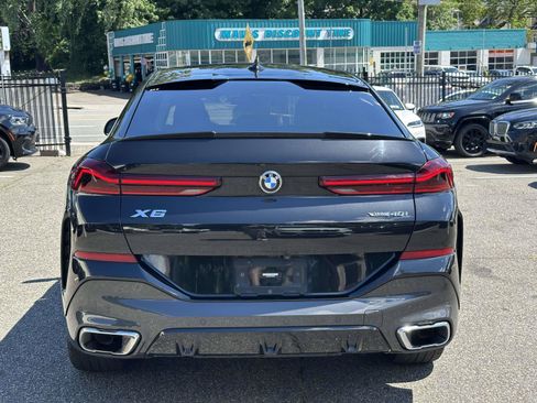 Used 2022 BMW X6 xDrive40i w/ M Sport Package AWD/4WD image 5