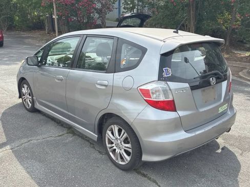 Used 2010 Honda Fit Sport image 3