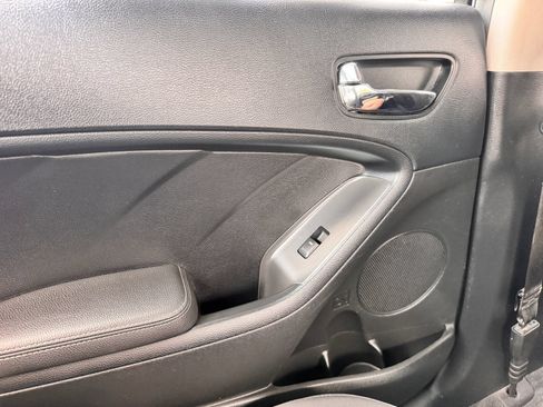 Used 2018 Kia Forte S FWD image 28