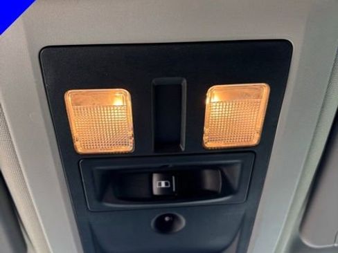 Used 2011 RAM 1500 Laramie AWD/4WD image 28