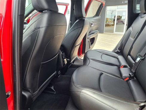 Used 2022 Jeep Compass Limited image 20