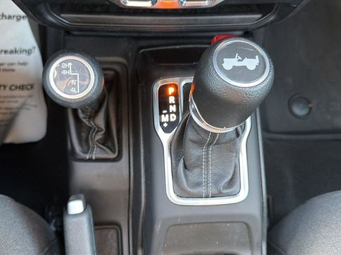 Used 2024 Jeep Wrangler Sport S image 24