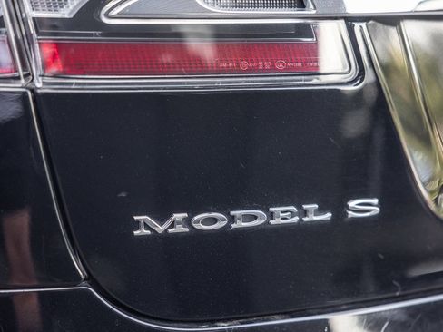 Used 2016 Tesla Model S 75 image 24