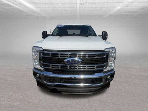 Certified 2025 Ford F350 XLT AWD/4WD image 13