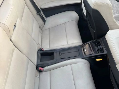 Used 2011 BMW 335i Convertible RWD image 21