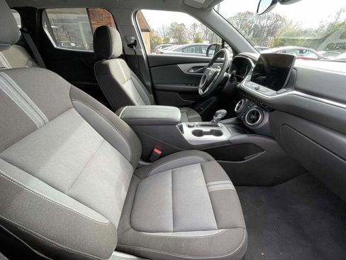 Used 2024 Chevrolet Blazer LT w/ Convenience Package image 15