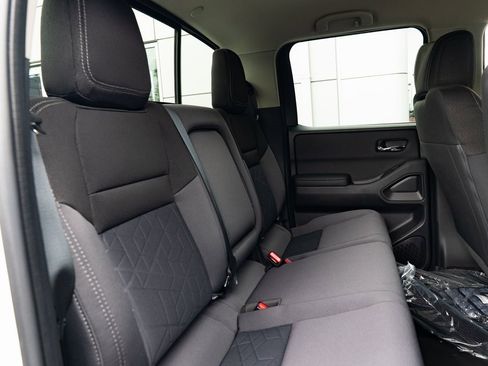 New 2025 Nissan Frontier SV image 22