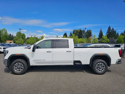 Certified 2025 GMC Sierra 3500 SLT w/ X31 Off-Road Package AWD/4WD image 8