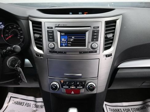Used 2014 Subaru Outback 2.5i Premium AWD/4WD image 15
