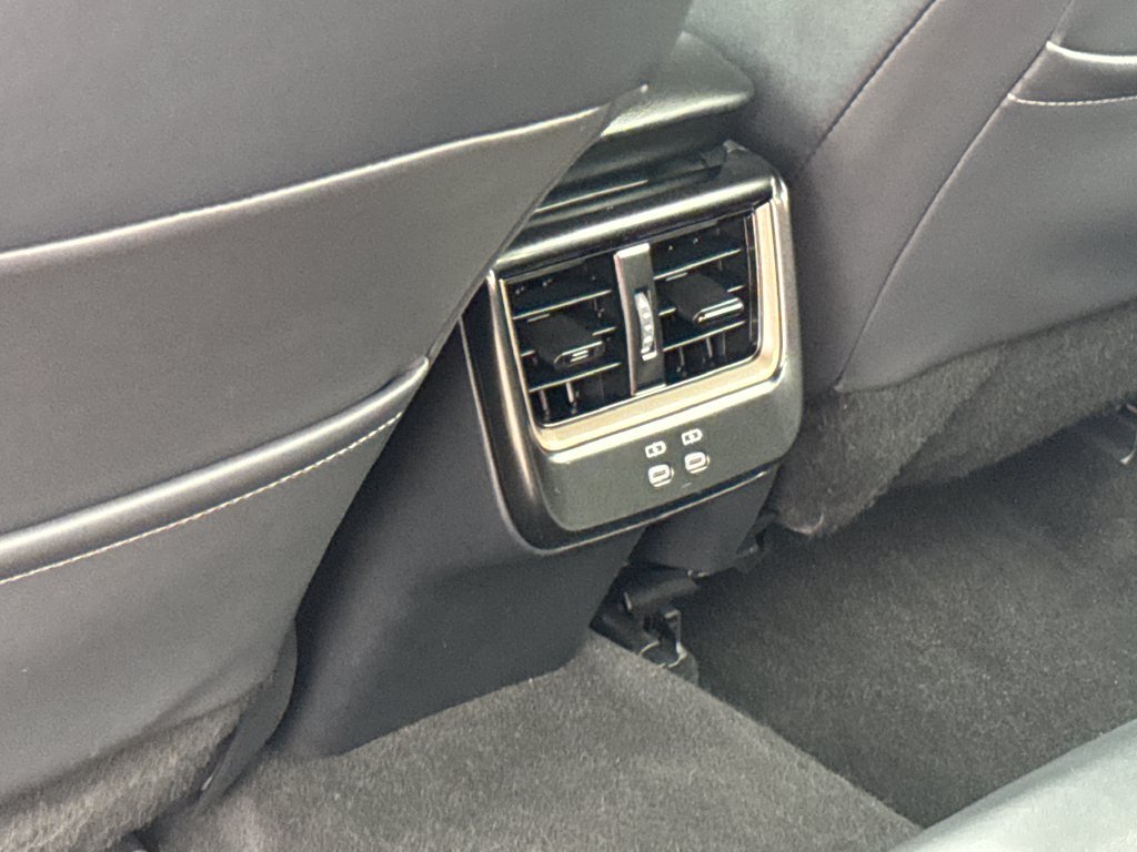 Used 2026 Toyota Crown AWD/4WD image 35