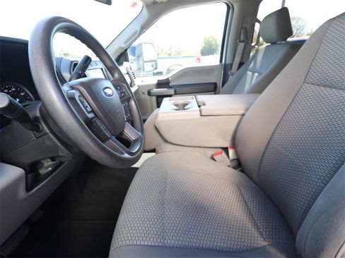 Used 2019 Ford F350 XLT w/ XLT Value Package image 2