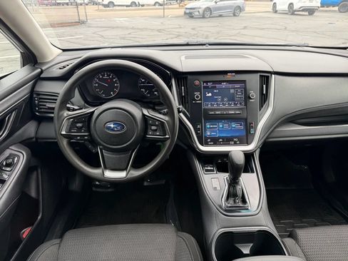 Used 2020 Subaru Outback AWD/4WD image 22