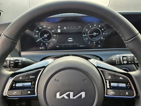 New 2026 Kia Seltos SX AWD/4WD image 14