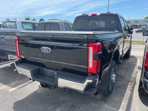 Certified 2024 Ford F350 Lariat w/ Lariat Ultimate Package AWD/4WD image 4