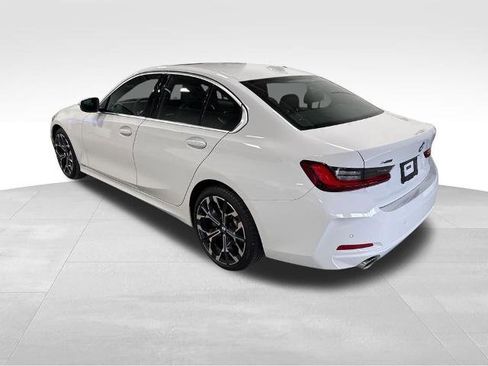 Used 2025 BMW 330i xDrive Sedan w/ Premium Package image 8