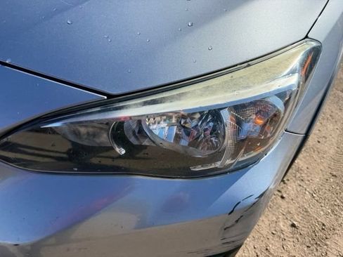 Used 2018 Subaru Crosstrek 2.0i Premium AWD/4WD image 9