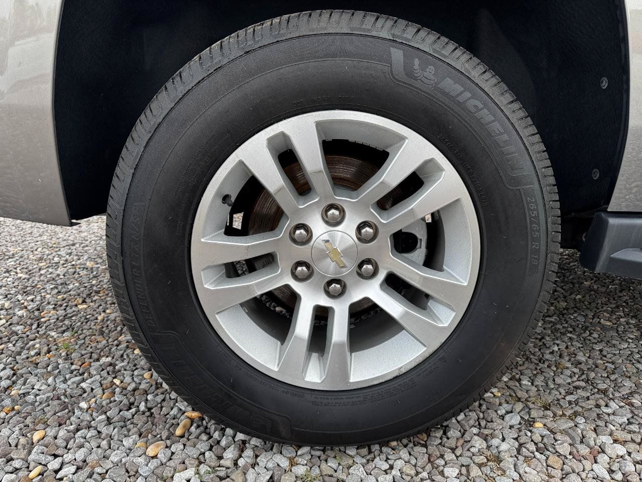Used 2017 Chevrolet Tahoe LT RWD image 11