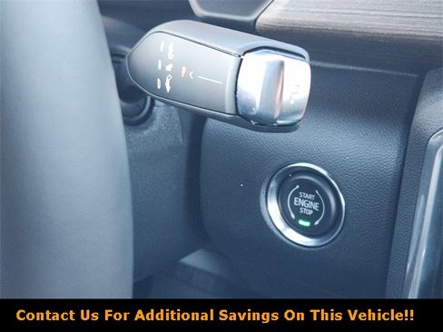 New 2026 GMC Acadia Denali w/ Super Cruise Package image 16