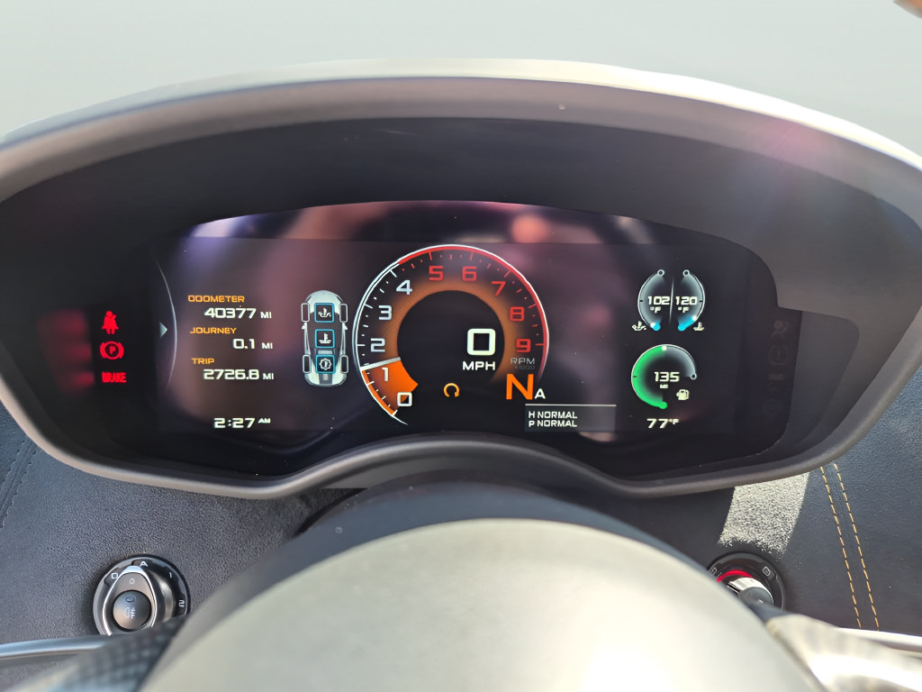 Used 2018 McLaren 570S Spider RWD image 20