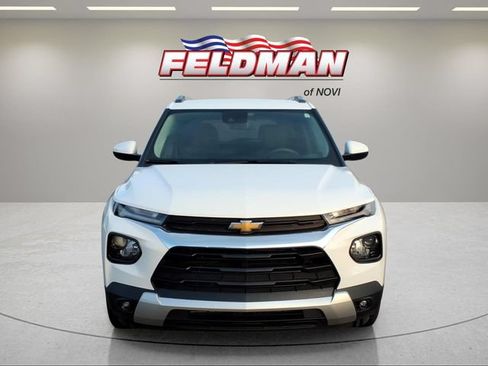 Used 2023 Chevrolet TrailBlazer LT w/ Driver Confidence Package FWD image 9