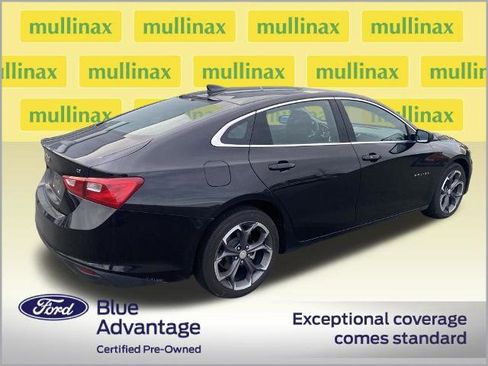 Used 2023 Chevrolet Malibu LT image 3